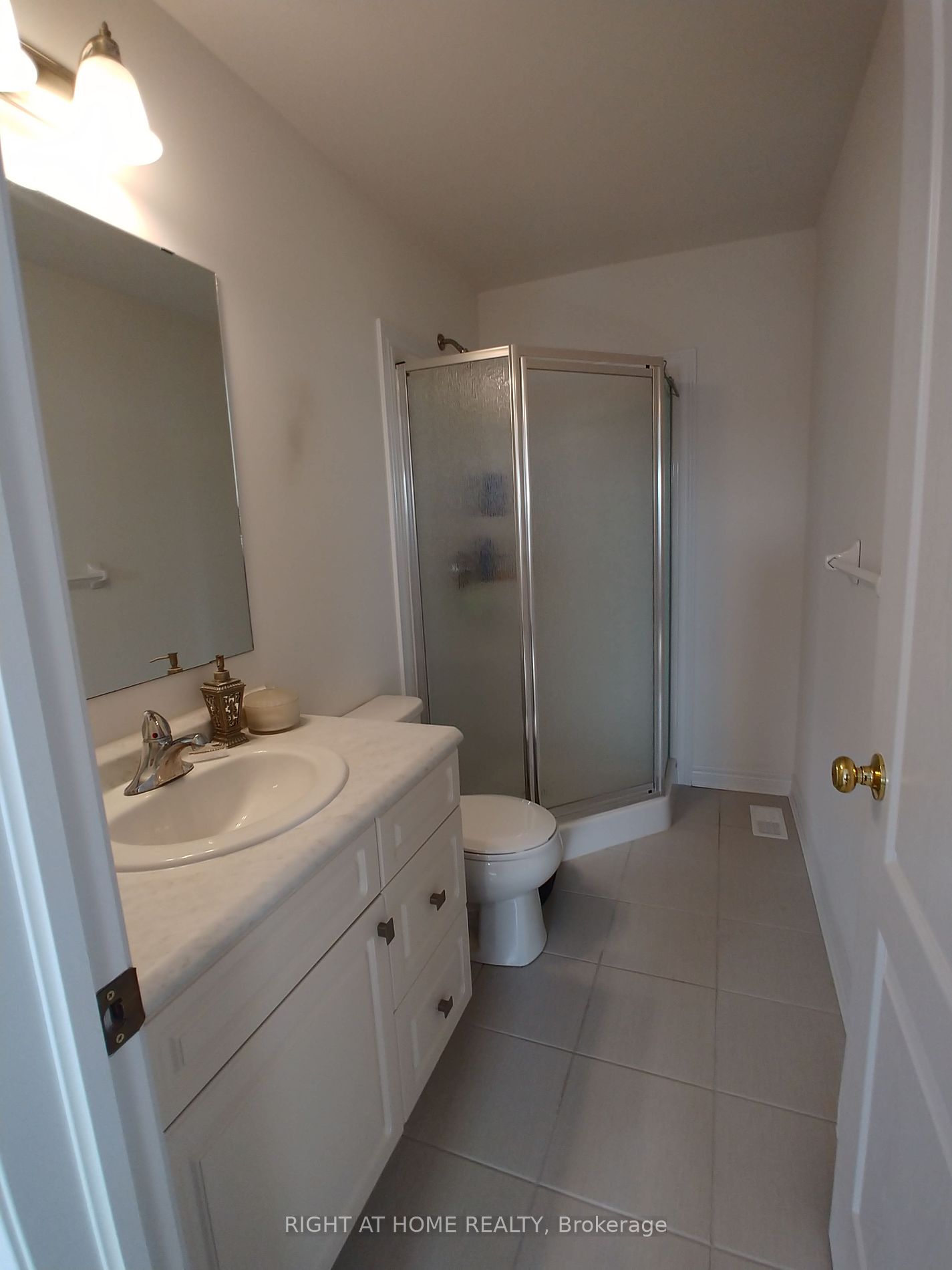 124 N Parkinson Cres 35