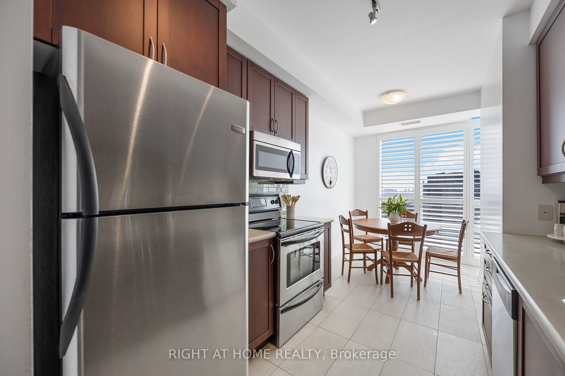 500 W St Clair Ave 1901