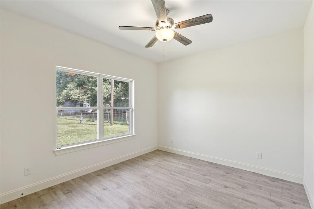 1702 Kings Lane
