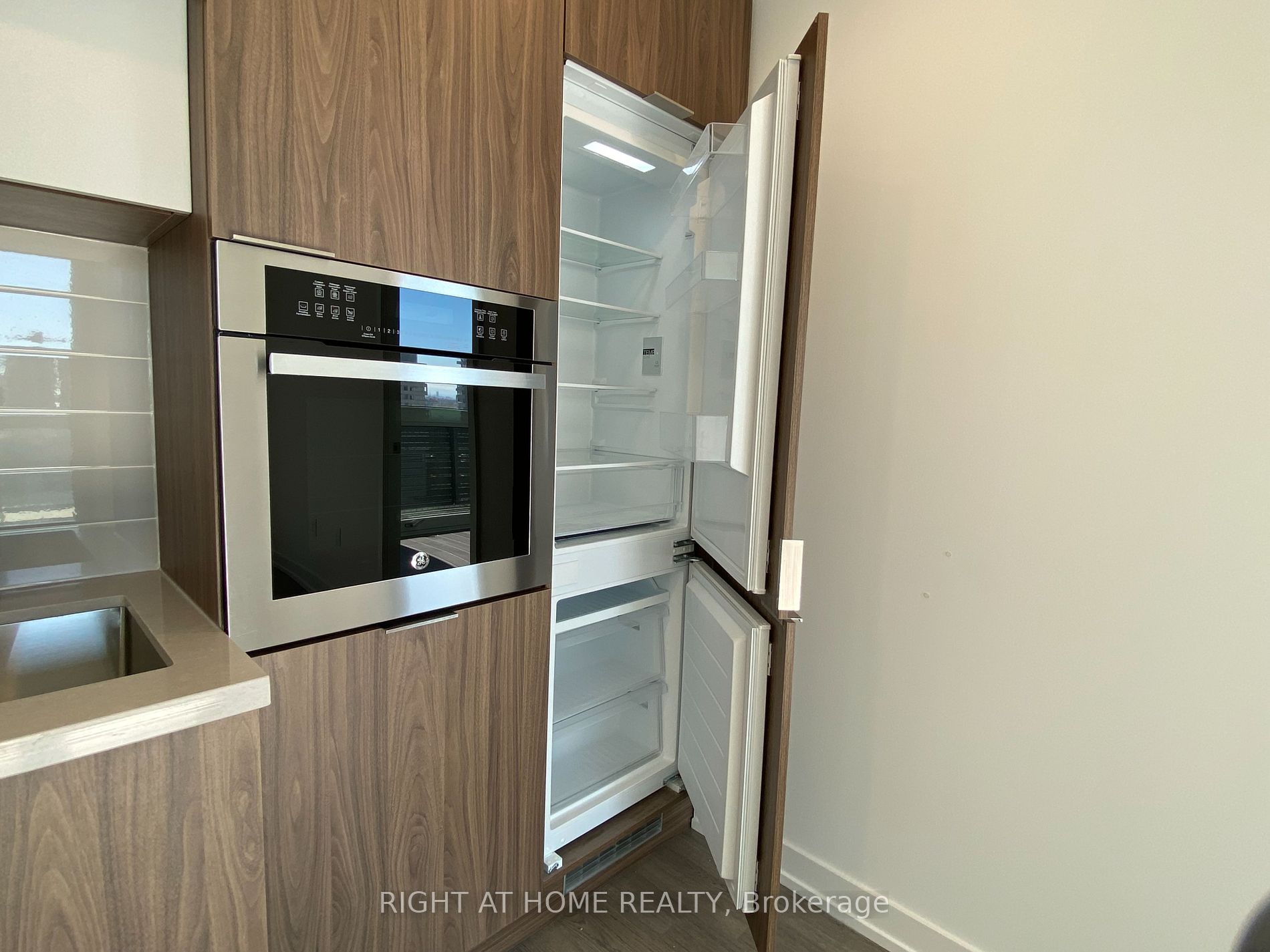 39 Roehampton Ave 1904