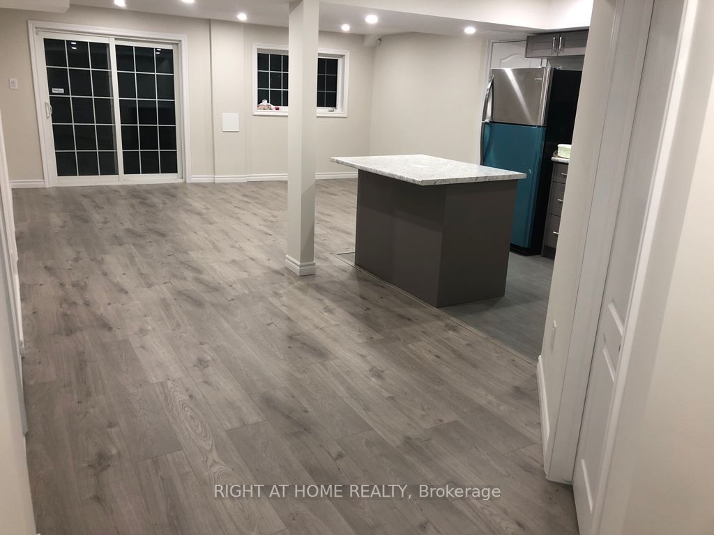 2545 Snow Knight Dr Lower