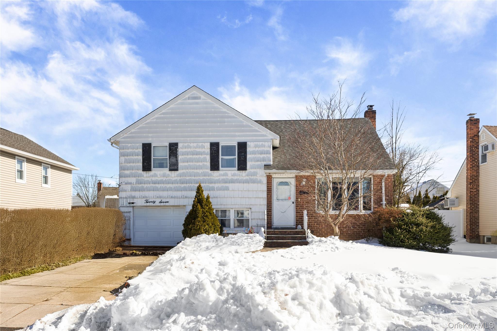FIXER-UPPER in the acclaimed Plainedge school district. 4 bedroom/1.5 bath split-level is on a beautiful street in a mid-block location. Half bath can be easily expanded to a full bath. Gas is available on the street. CASH OFFERS ONLY.