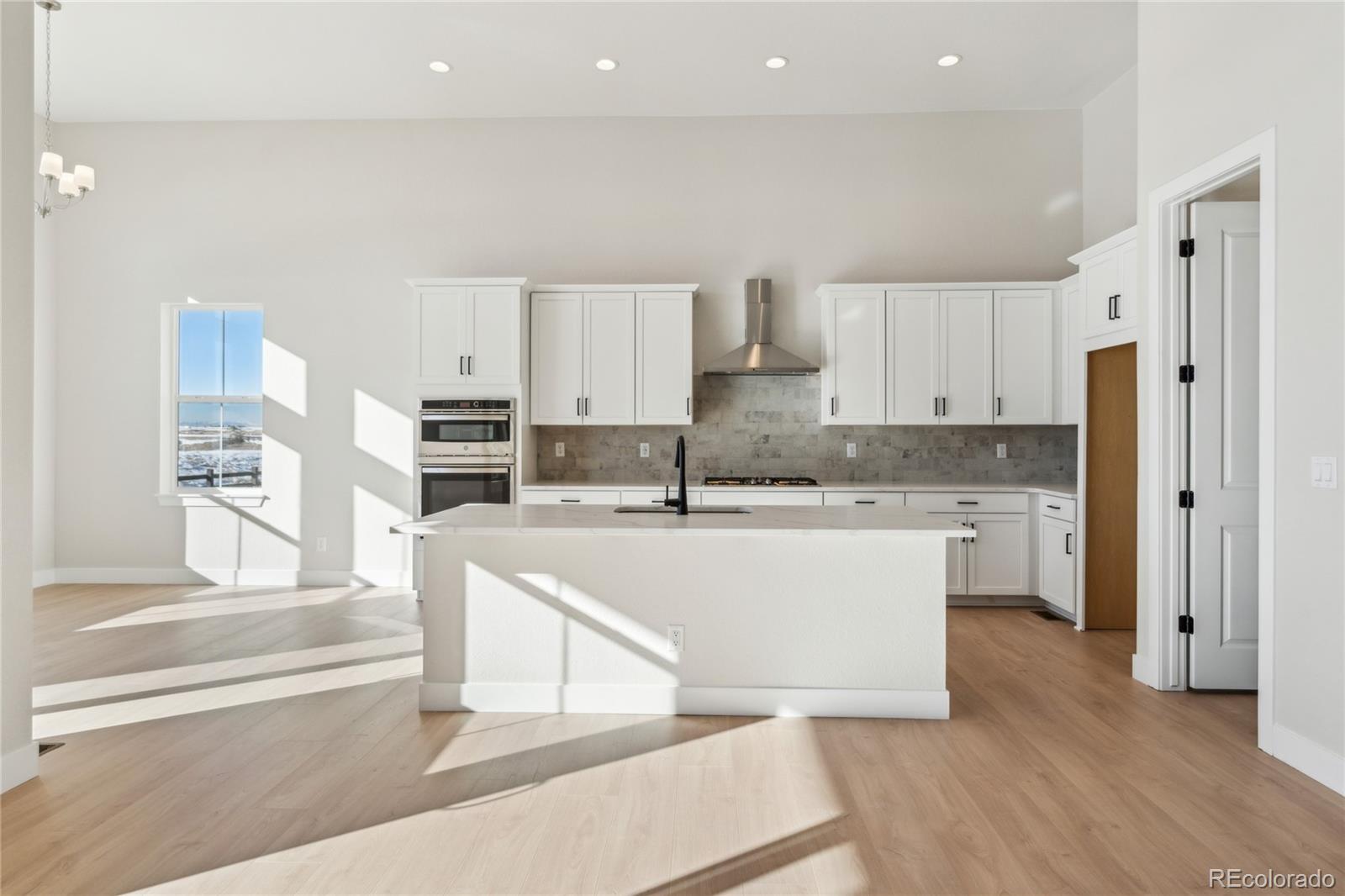 3813 Freestone Point