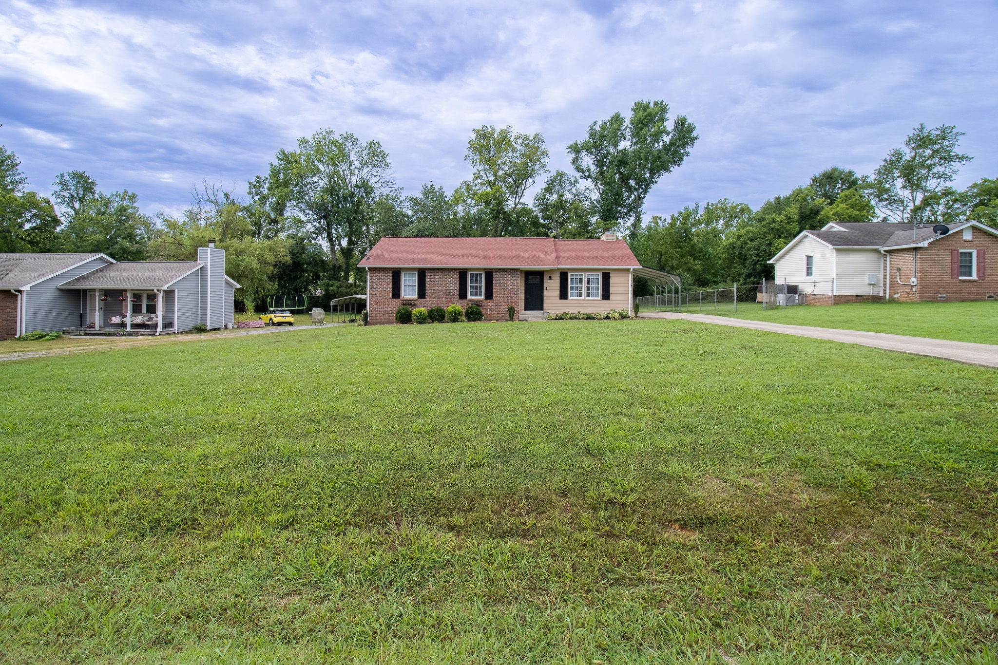 409 Sunnybrook Dr