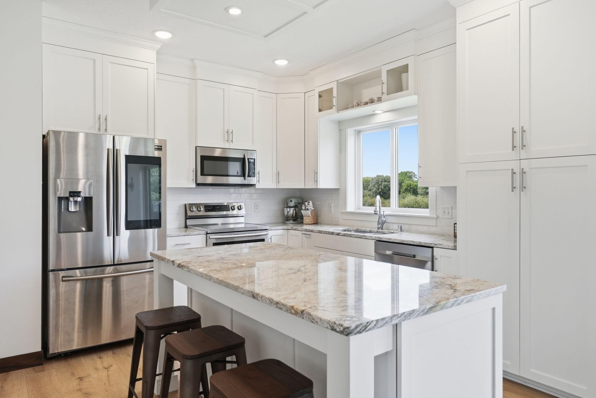 2022 Sandstone Loop N