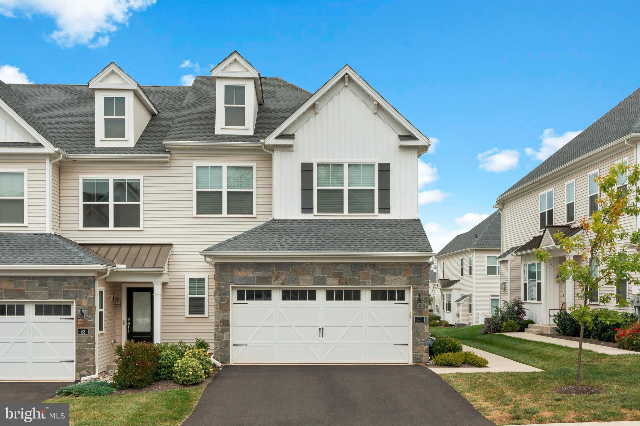 55 Parry Way  