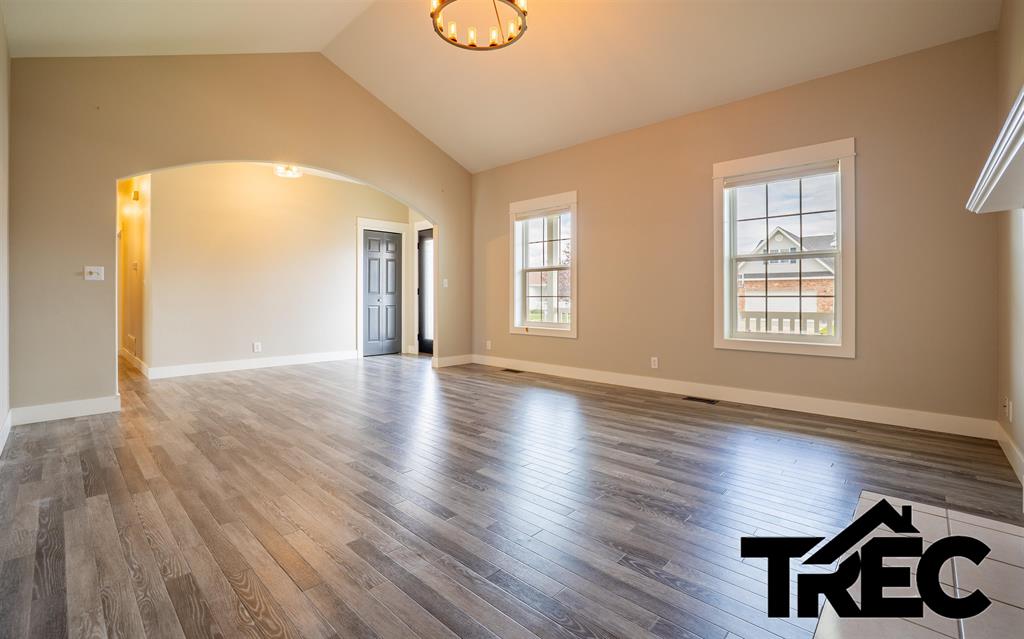 642 Cedarwood