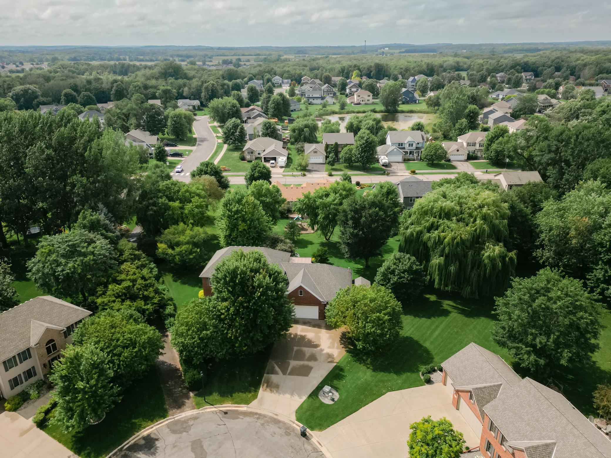 715 Falcon Court