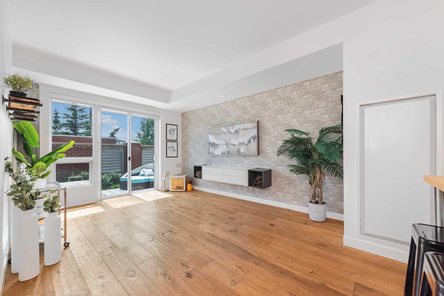 63 Inglewood Park SE 125, Calgary, AB 