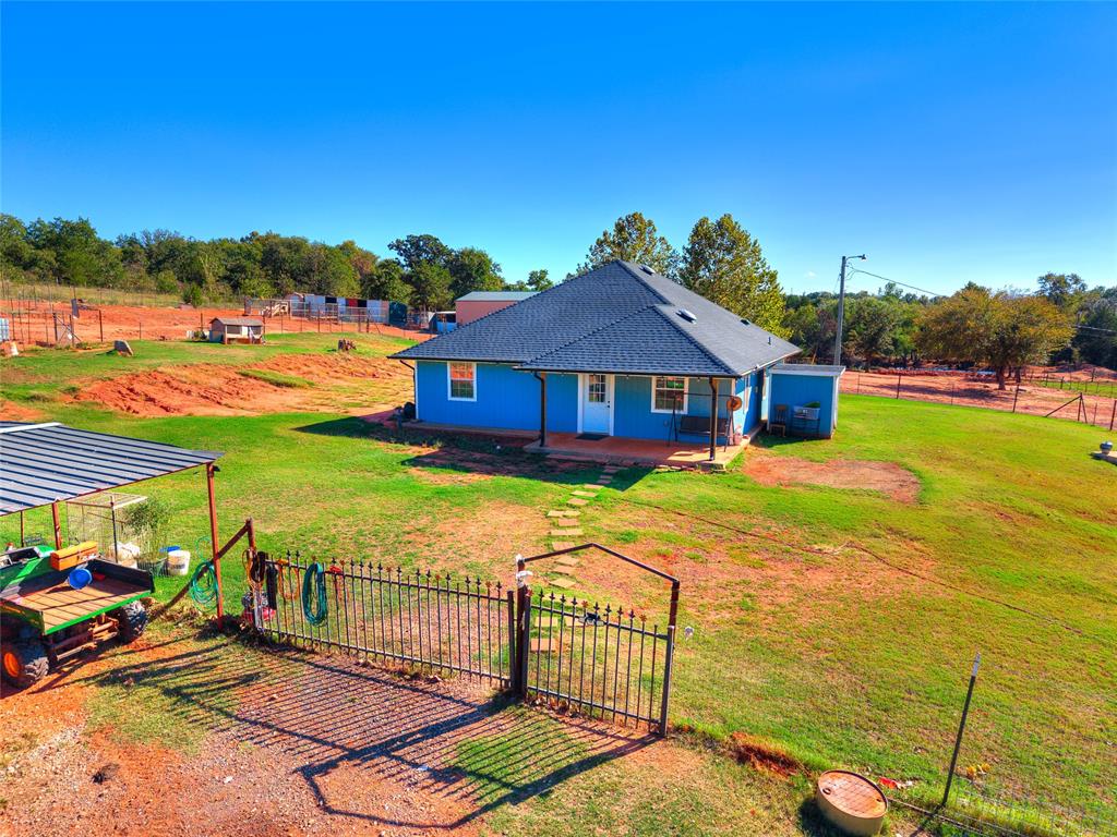 Welcome to your ideal country retreat in Noble! This 3 bedrooms, 2 full bathroom home offers the perfect blend of peaceful rural living and everyday functionality. Enjoy scenic outdoor views anchored by your own private small pond ideal for quiet mornings or for livestock. The property features a versatile barn equipped with electricity, perfect for a workshop, extra storage, equipment, or hobbies. Peaceful surroundings with plenty of space to stretch out, yet convenient to town. Don't miss out on this fantastic property.Schedule your showing today!