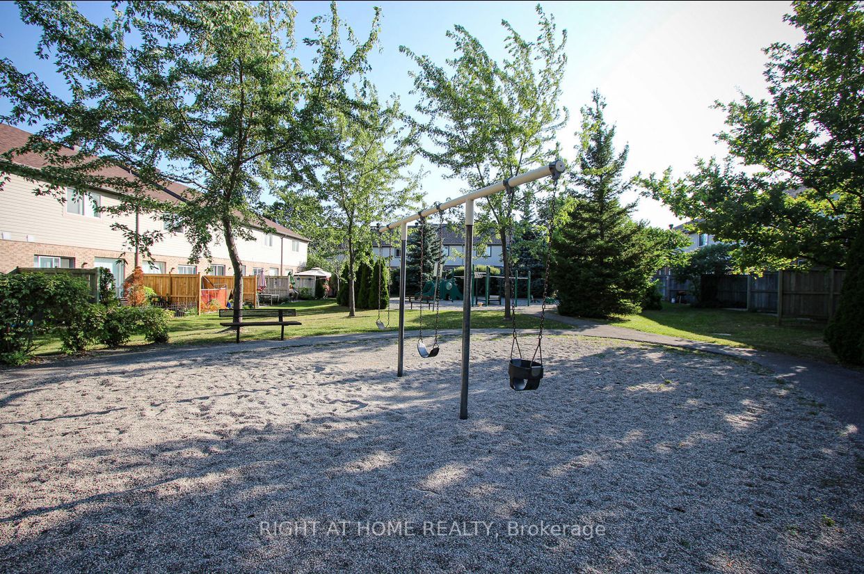 5255 Guildwood Way 48