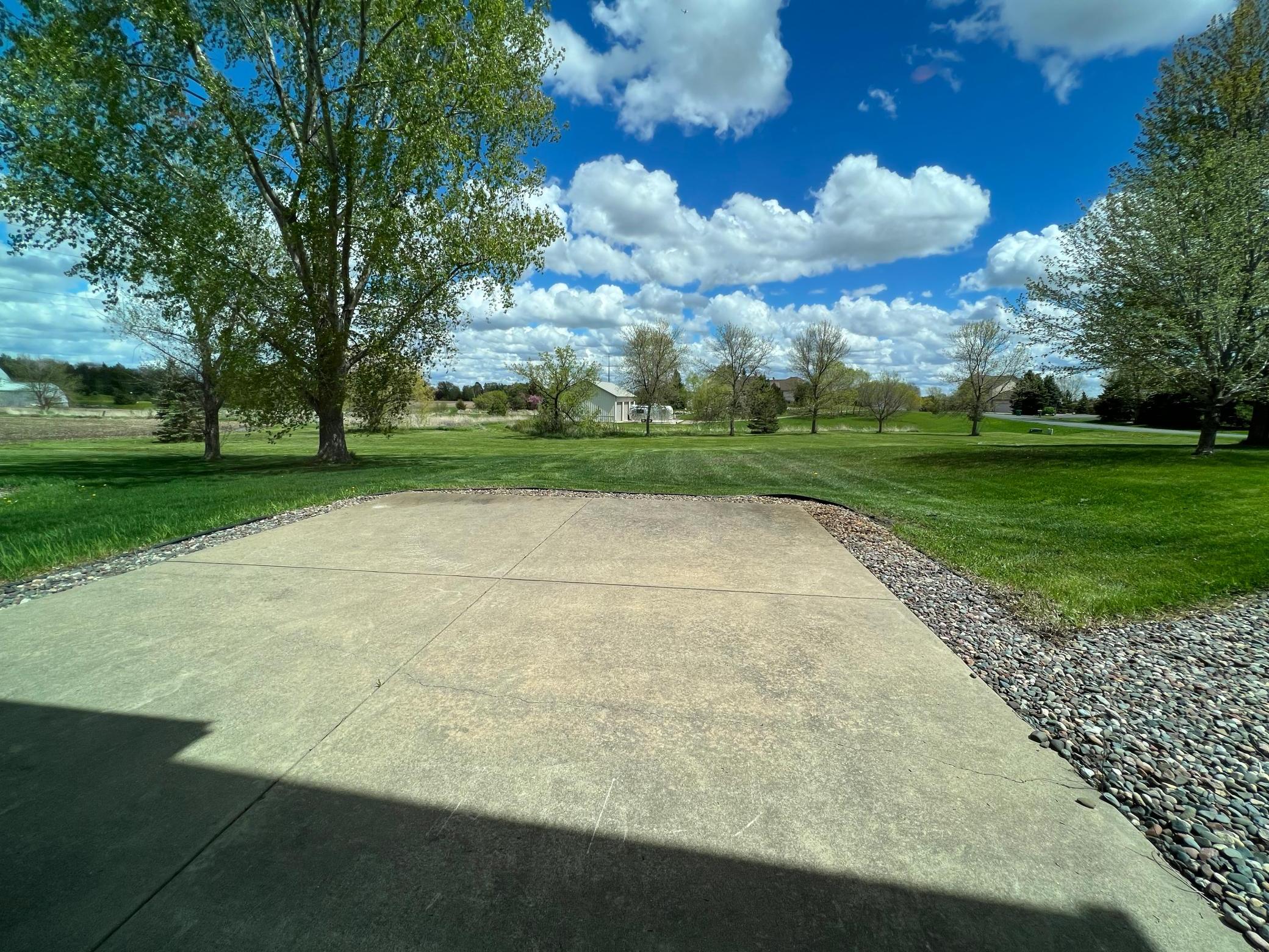 21060 Sunnyhill Lane