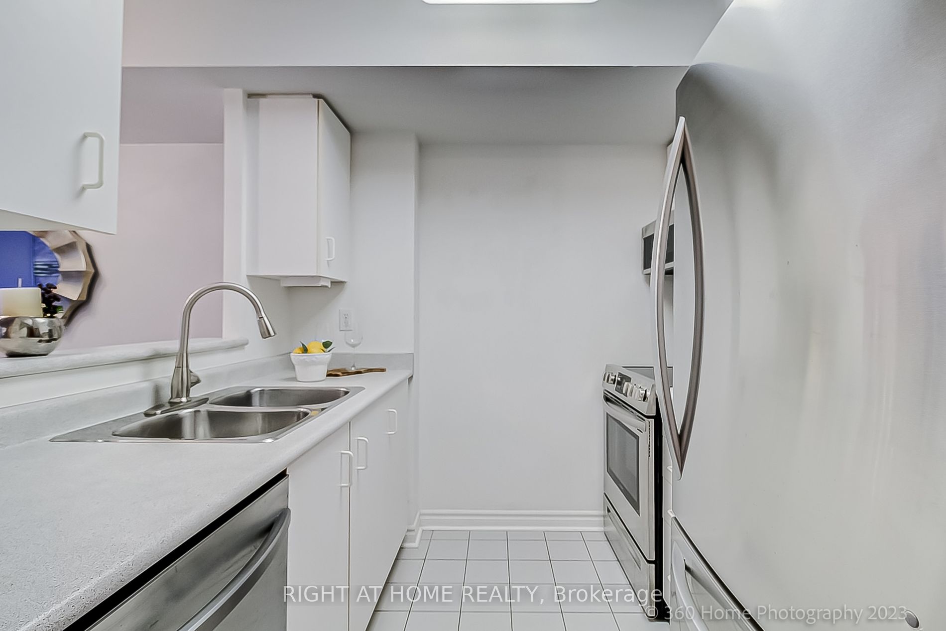 39 Parliament St 507