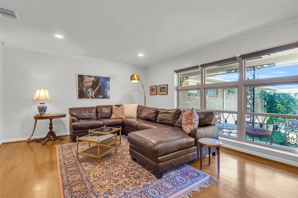 6127 Bandera Avenue D