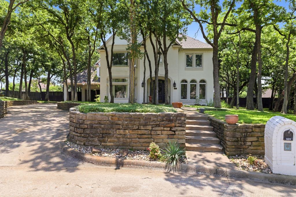 605 Shady Brook Court