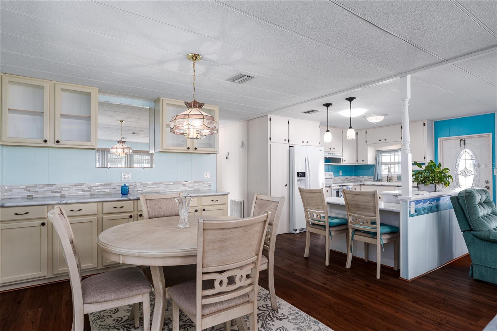 1003 45th Avenue Drive E