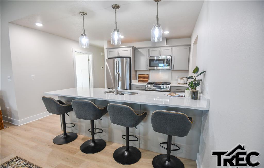 293 Cypress Dr