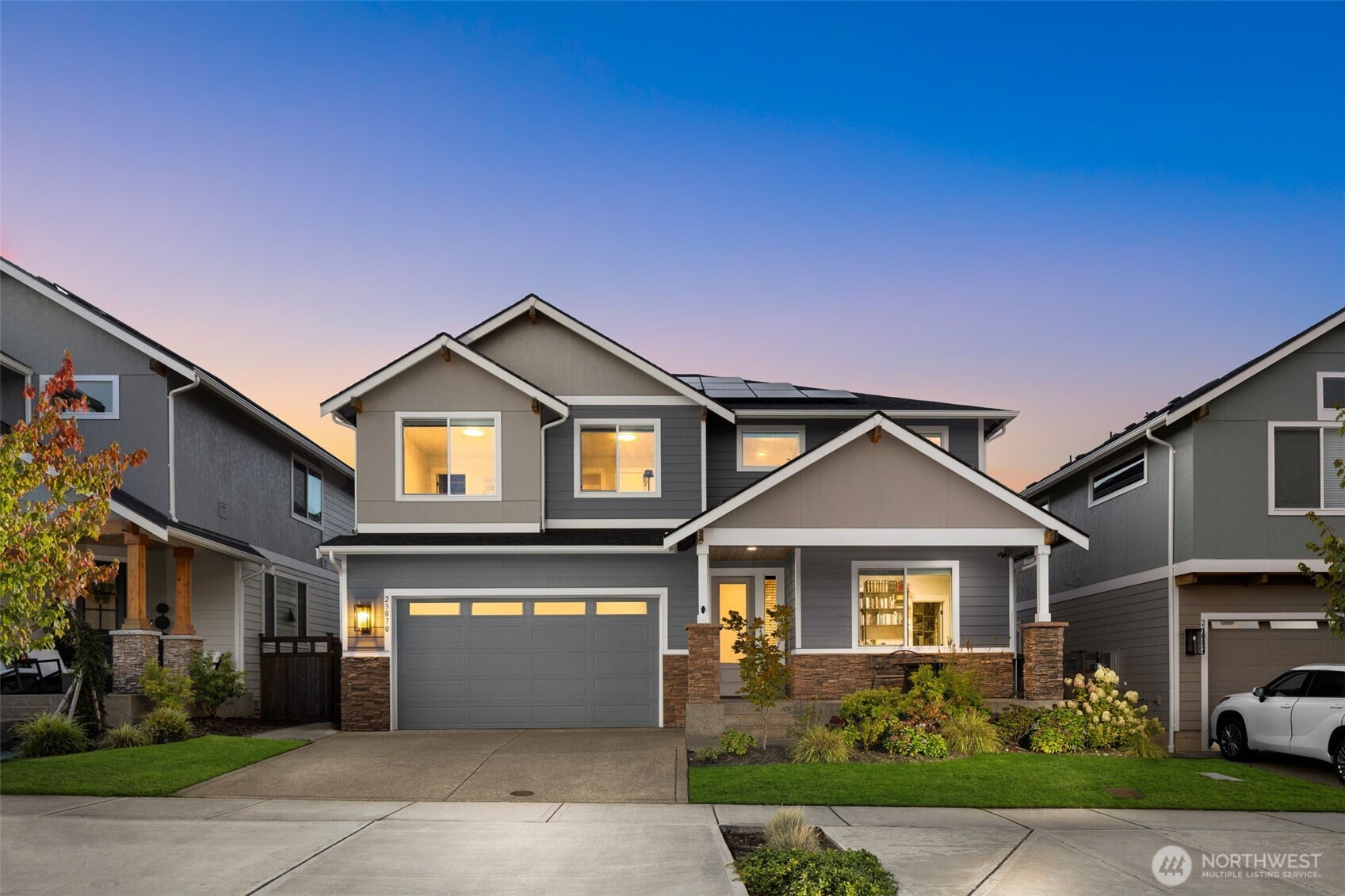 *Price Improvement* Welcome to Ten Trails & this stunning Blanca Lake resale! With 3,865 sq ft, this spacious home features engineered hardwoods throughout, a chef’s kitchen with quartz counters, full-height backsplash, SS appliances including double ovens & fridge, plus a large island & dining nook. Family room boasts a 42" gas fireplace & oversized slider to the covered patio. Main floor includes a den/office, flex room, mudroom & walk-in pantry. Upstairs, the owner’s suite offers a spa-like bath with freestanding tub, dual vanities & huge walk-in closet. Additional highlights: tankless water heater, landscaped & fenced yard, HOA-maintained front yard. Pre-inspected & move-in ready!