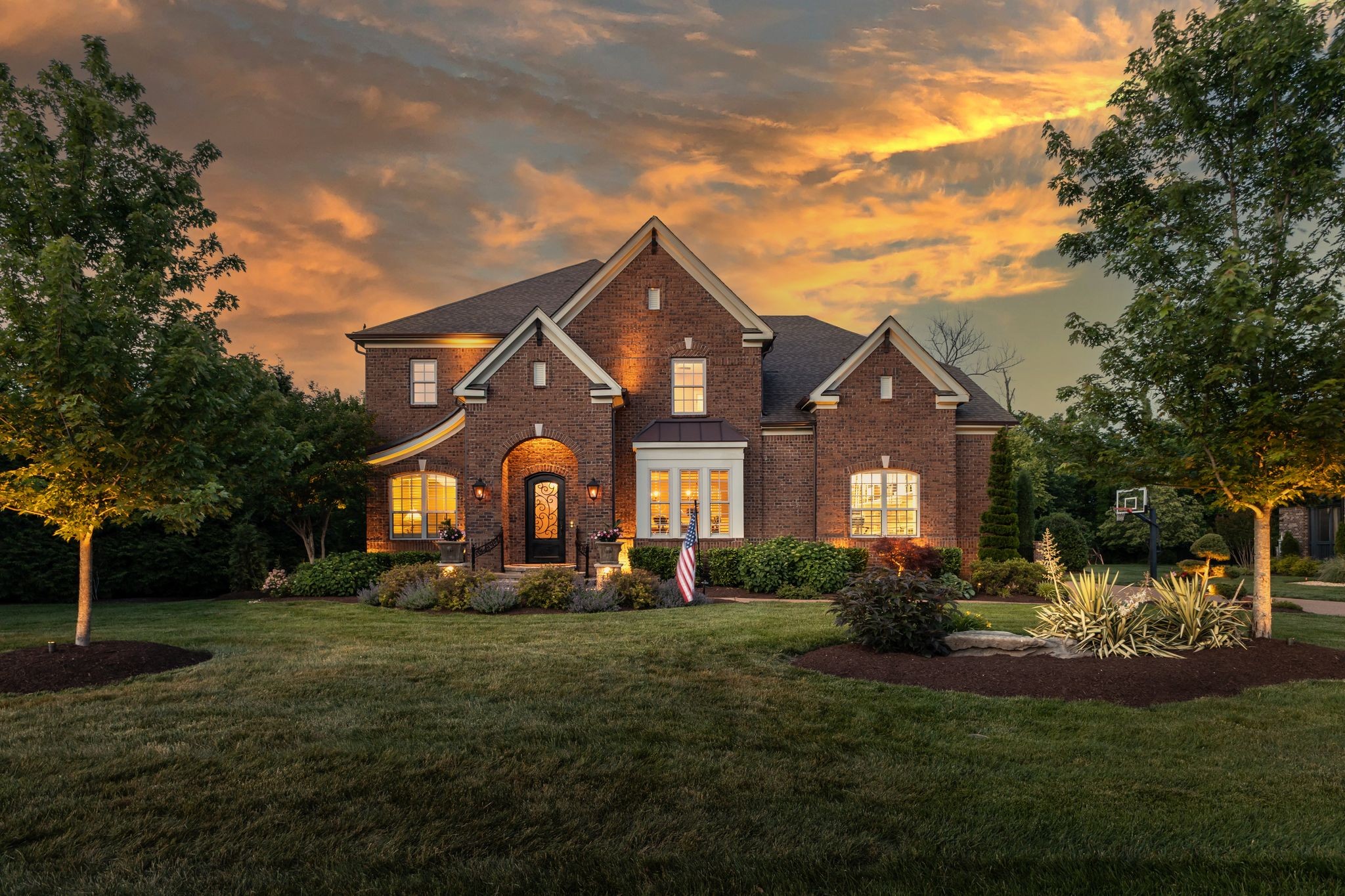 1816 Tiverton Pl — sold