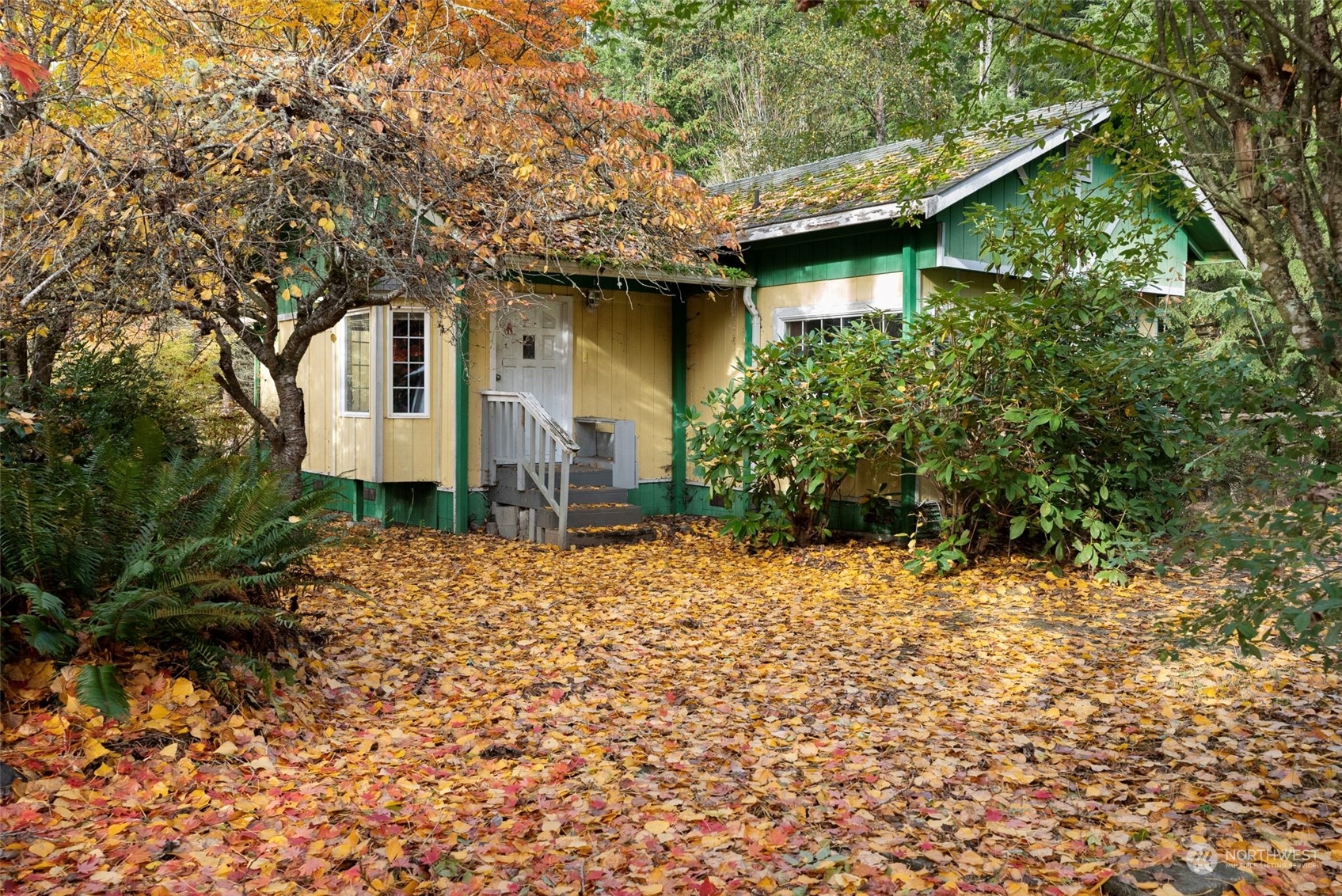739 SE Dogwood Road