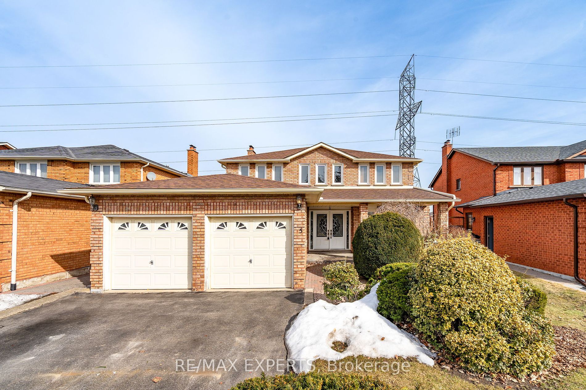 5 Cabaletta Cres