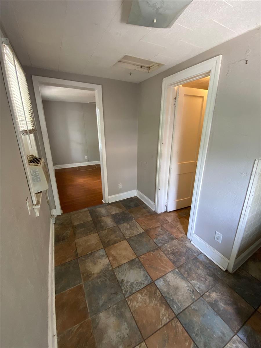 2235 Florida Avenue S