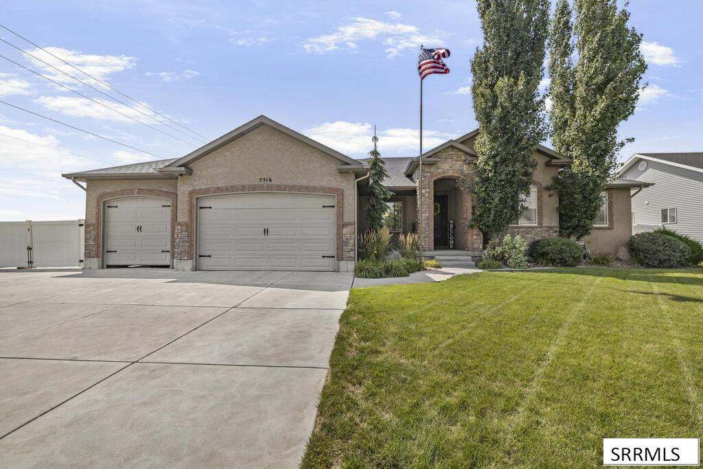 5516 Villa Mirage Court
