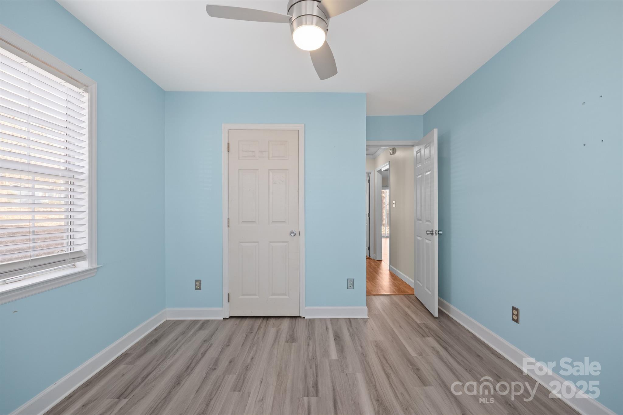 172 Valleybrook Drive