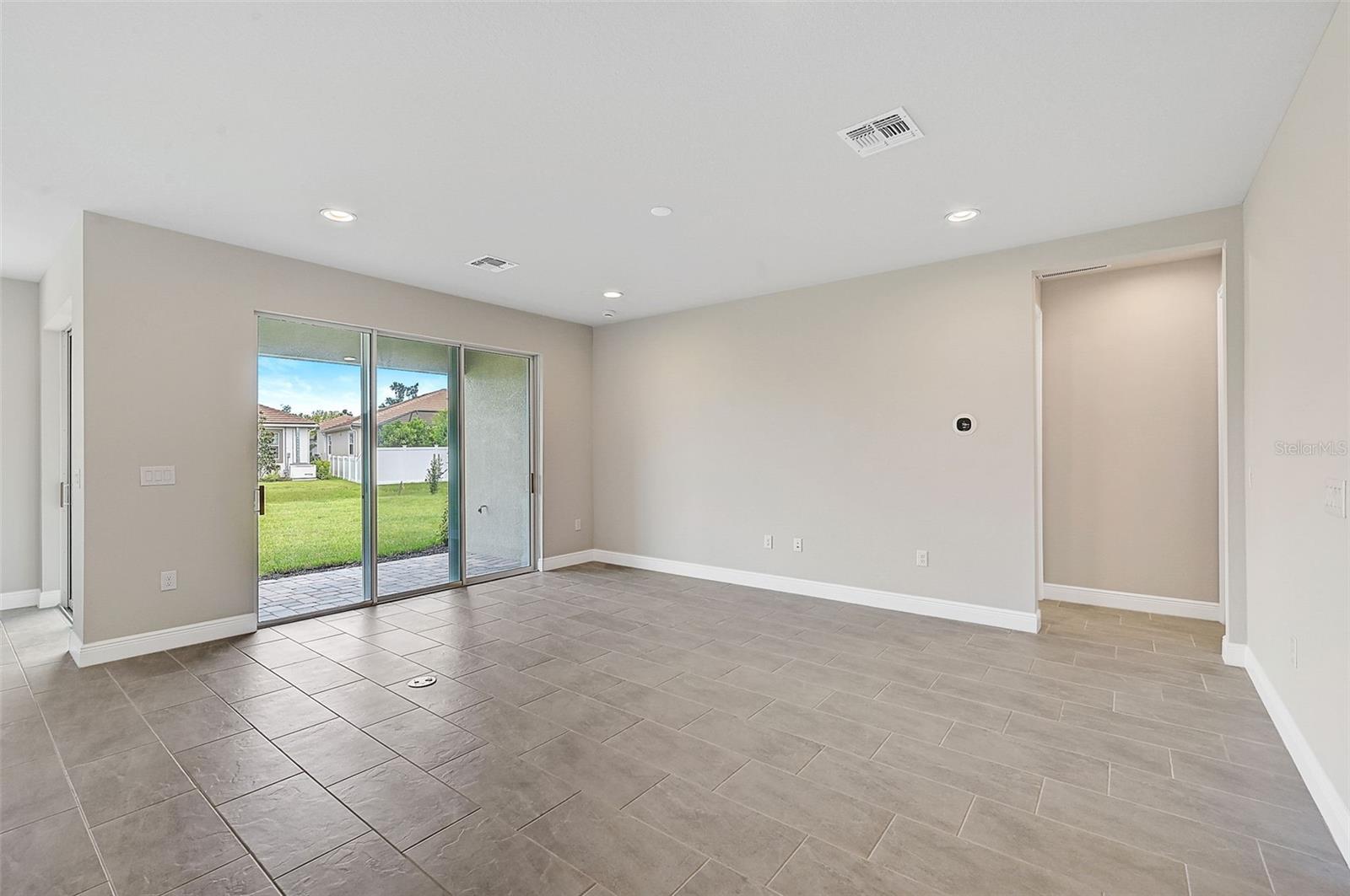 5782 Long Shore Loop