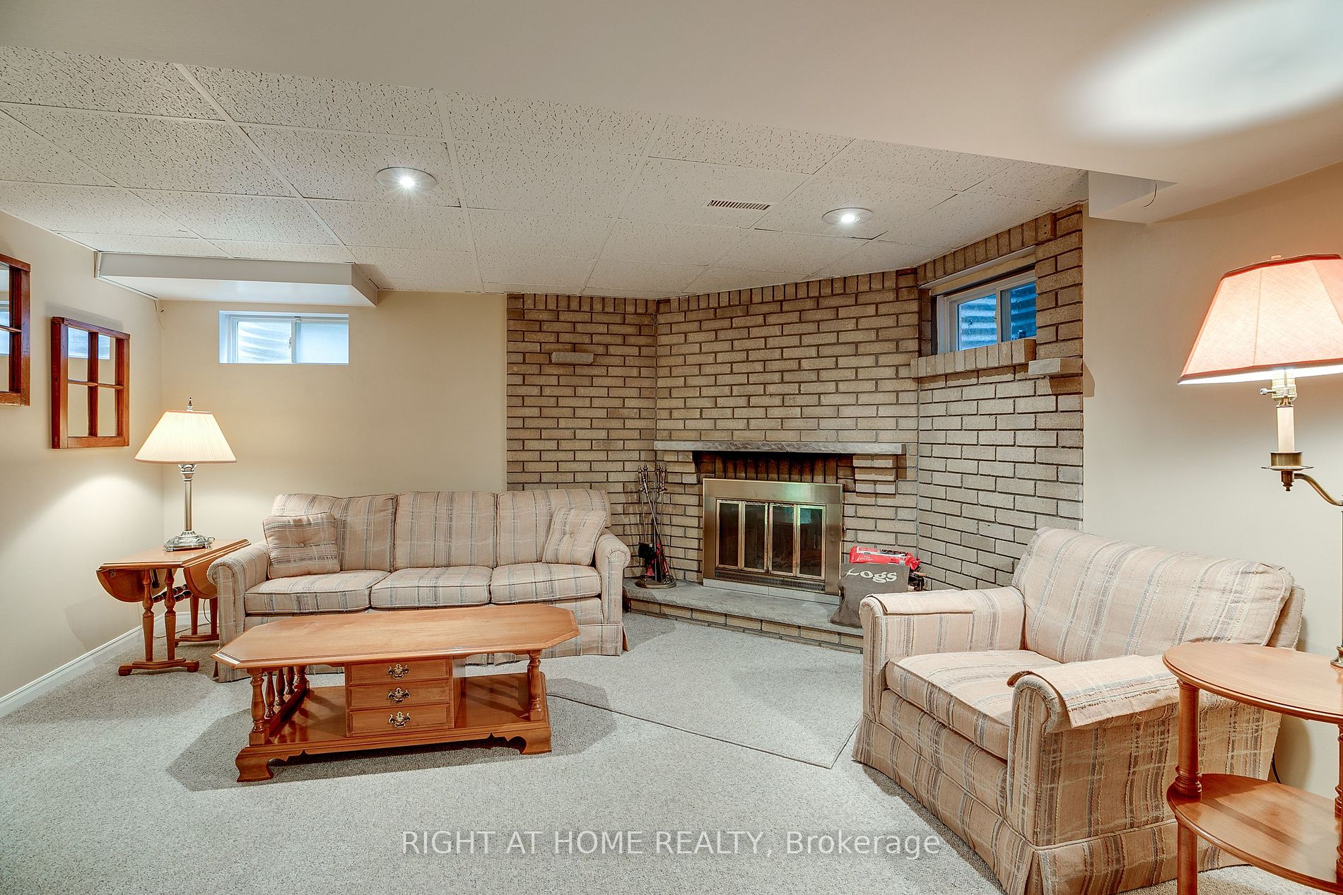 86 Castle Rock Dr