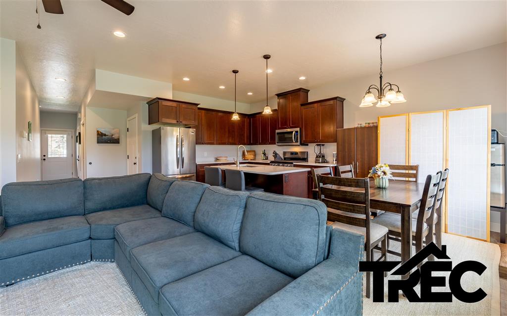 2855 Legacy Lane