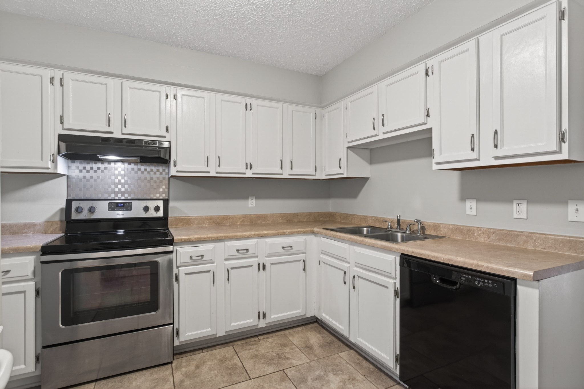 430 Walton Ferry Rd 200