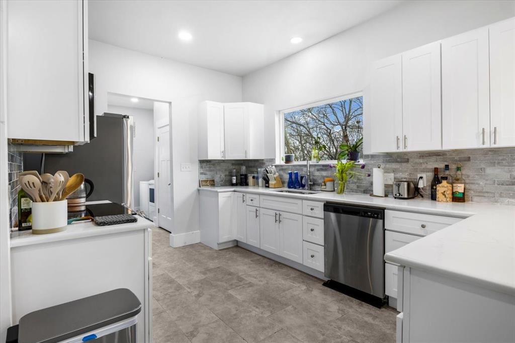 2200 N Beaton Street