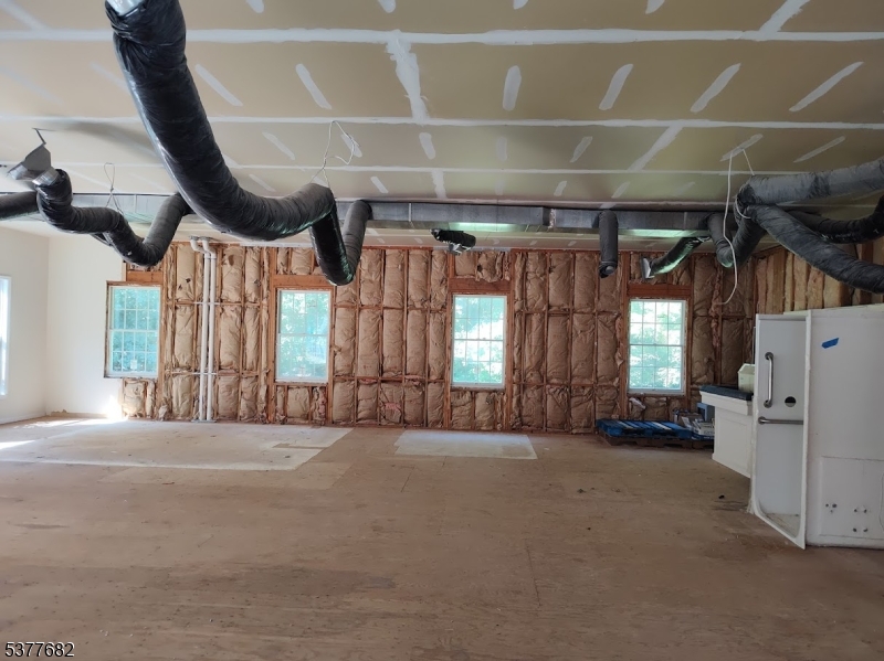 1 Brookfield Glen Dr