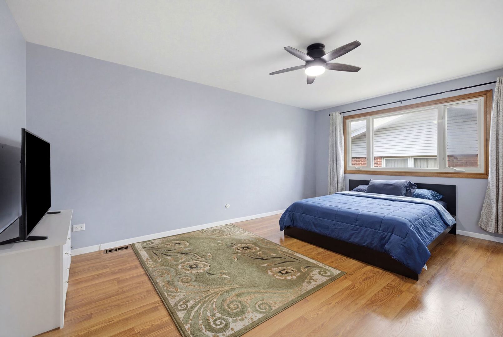 8612 Carriage Lane