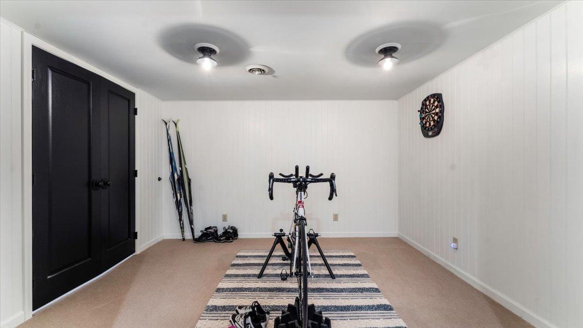 1722 Boxwood Circle