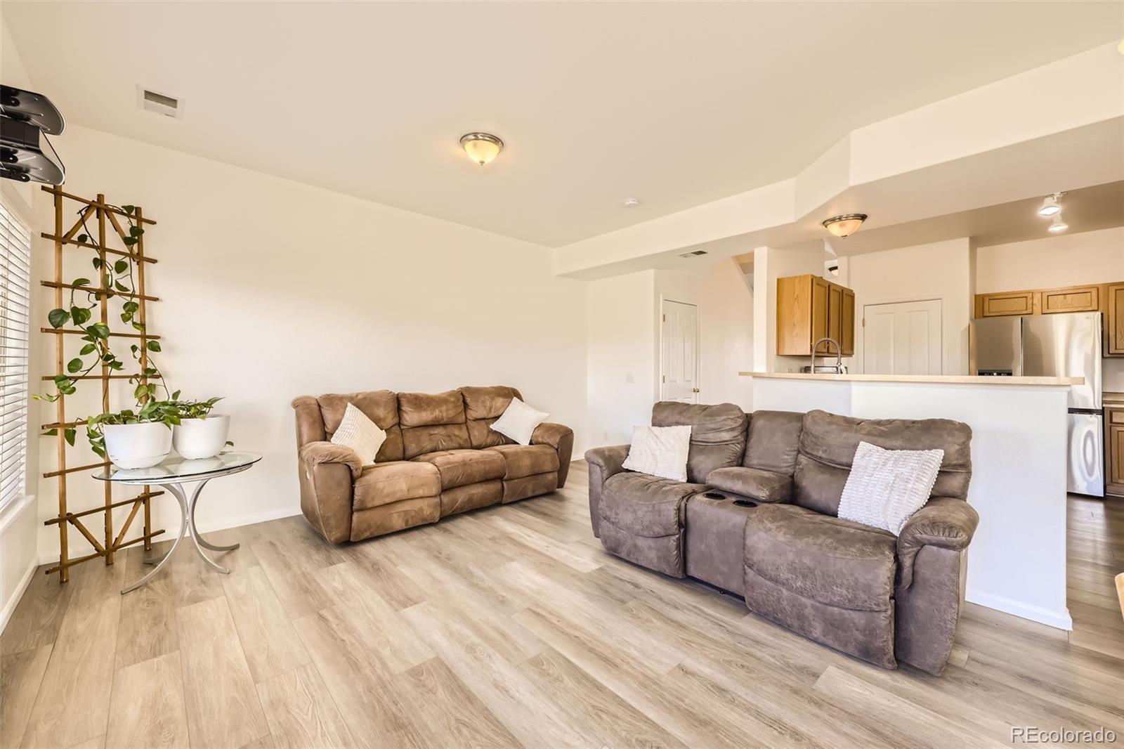 14700 E 104th Avenue 3106