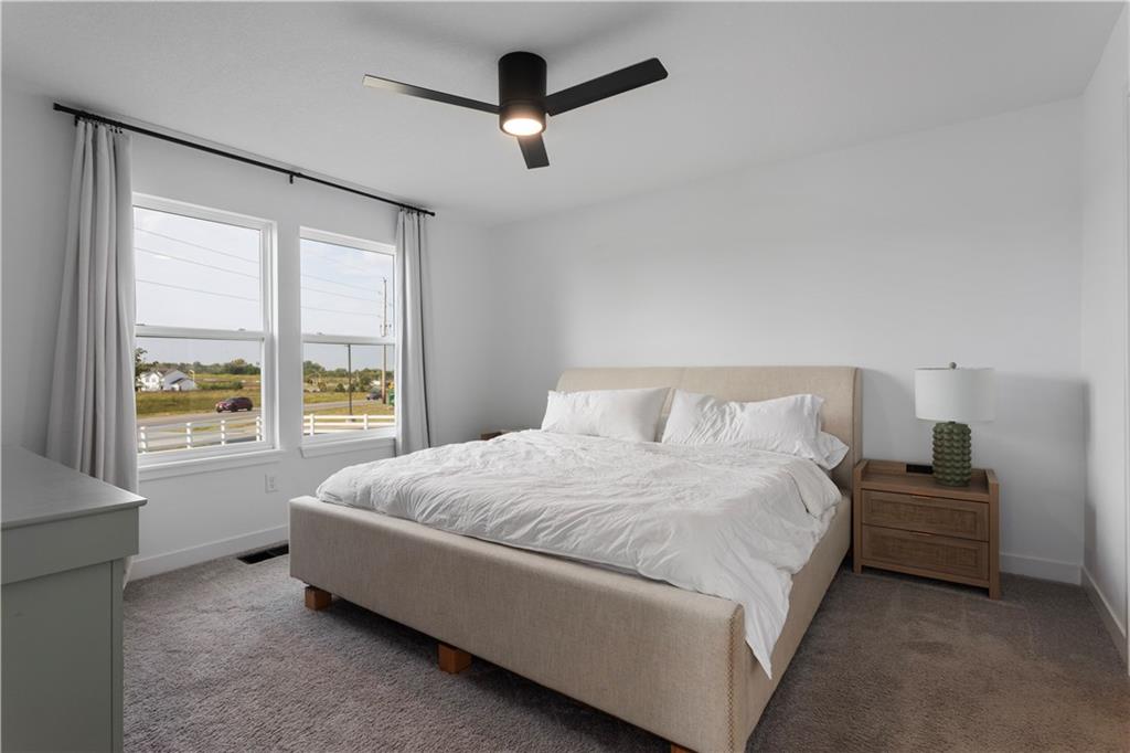 27600 E Red Fox Street