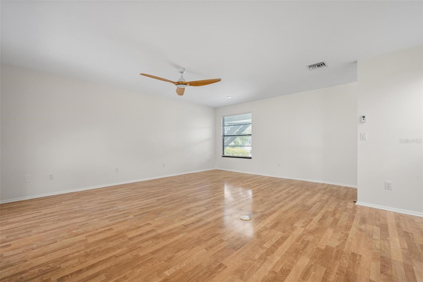 4255 Gulf Drive 116