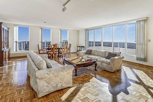 130 Neptune Dr