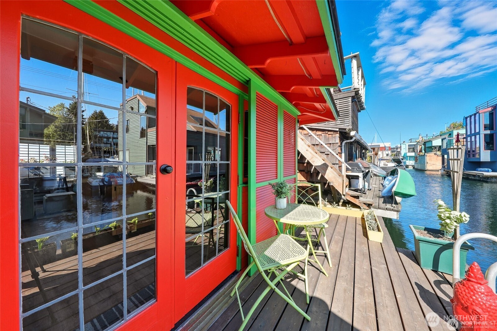 A rare opportunity to own a piece of iconic Seattle floating home history! Located in the sought-after community of Hamlin Pier, this delightful floating home is quintessential Seattle life on the water. It has been lovingly updated over the years and yet retains its original character and charm. Very cute and incredibly efficient, every inch of this home is thoughtfully designed with modern updates that complement its cozy, timeless appeal. Enjoy waterfront living with paddleboarding at your doorstep, stunning views, and vibrant Eastlake energy all around. Pride of ownership shines throughout, from the stylish interiors to the serene outdoor spaces. Livable layout, including storage and laundry. You will love coming home to "Little Pepper" on Lake Union!