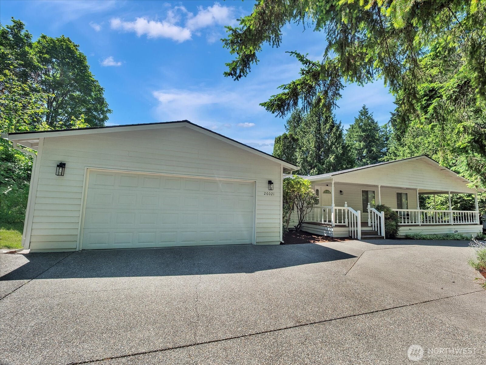 26021 Woodland Way S
