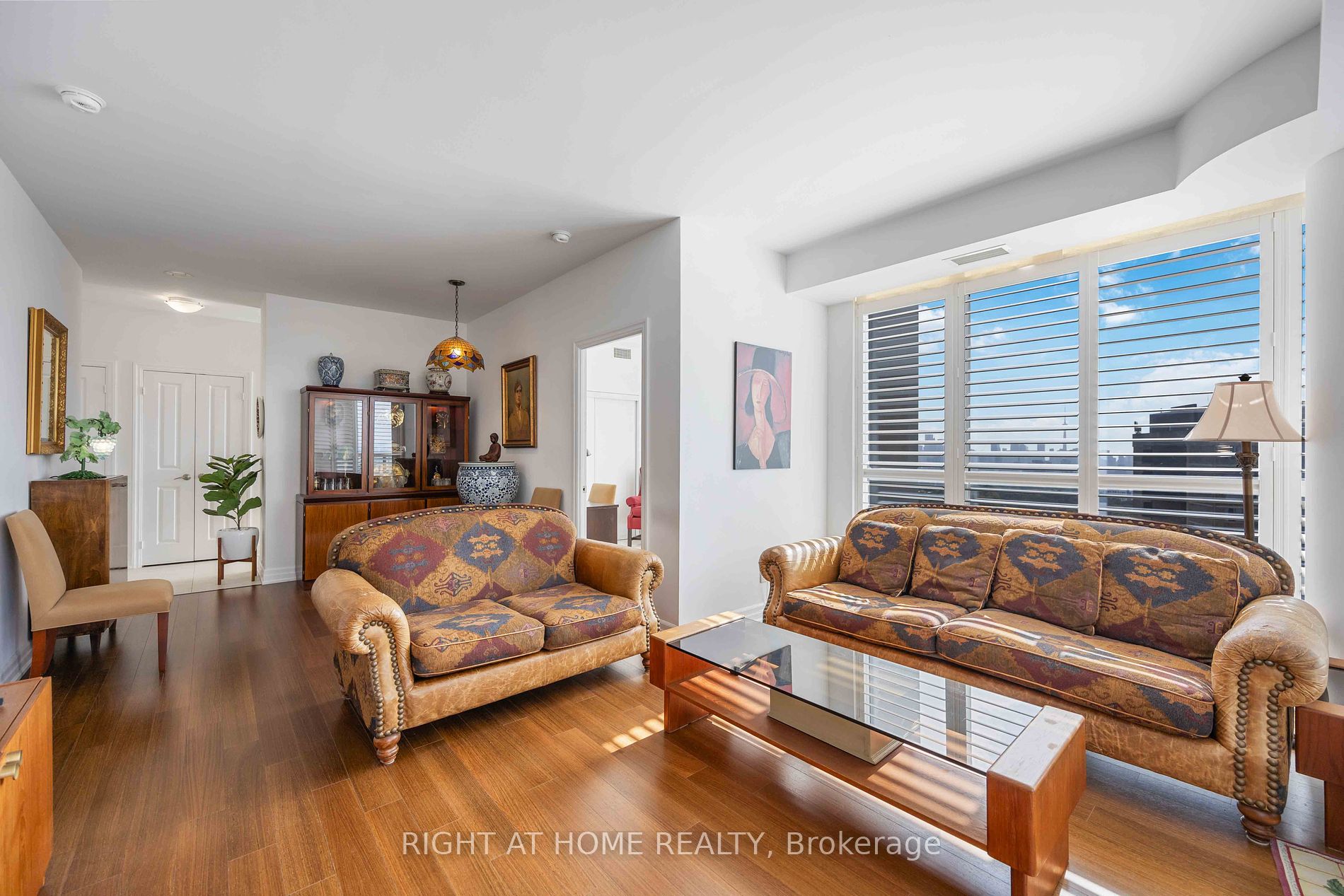 500 W St Clair Ave 1901