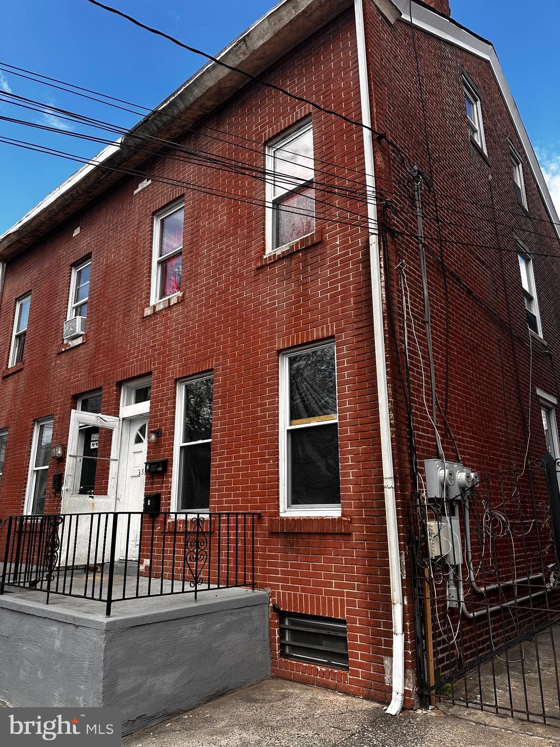 332 Elmer St  