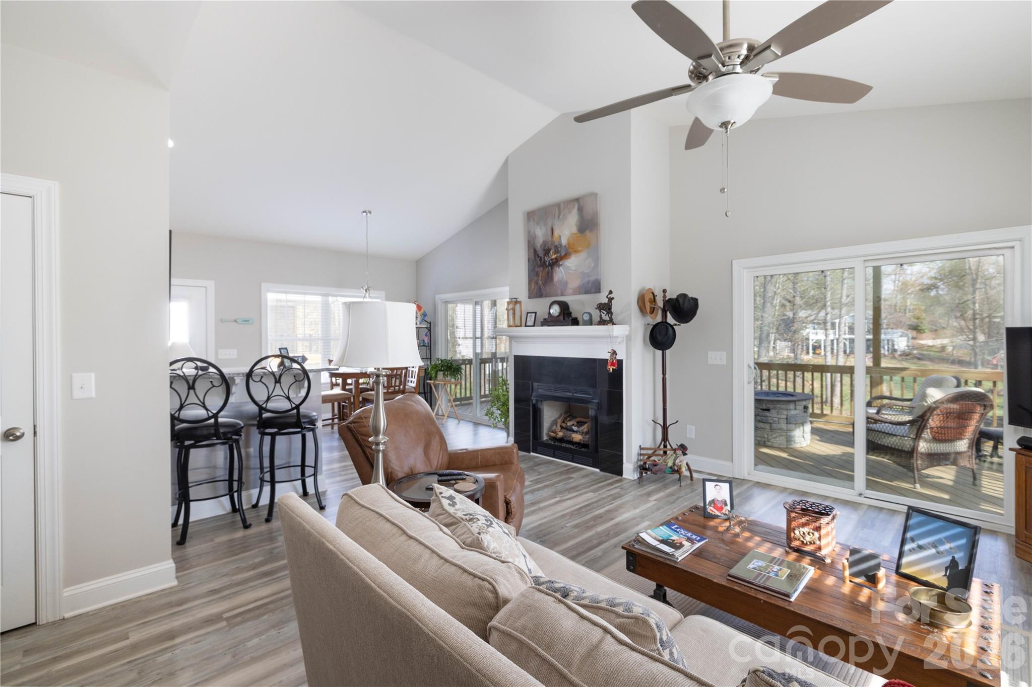 194 Hattaway Circle