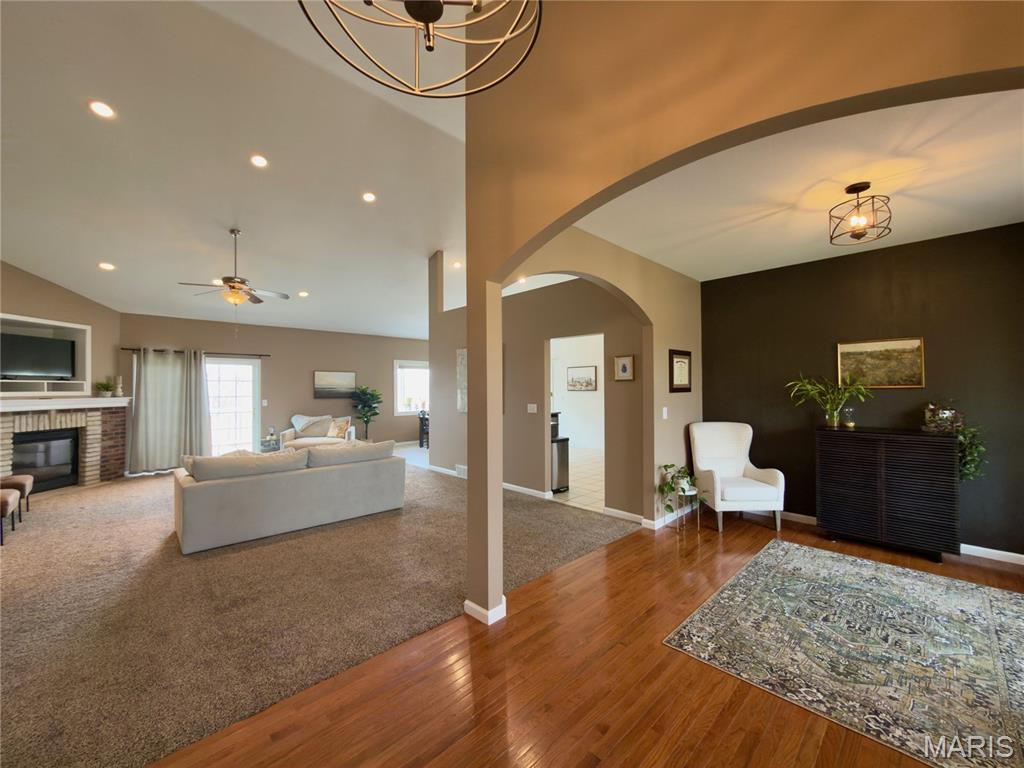 3501 N 72nd