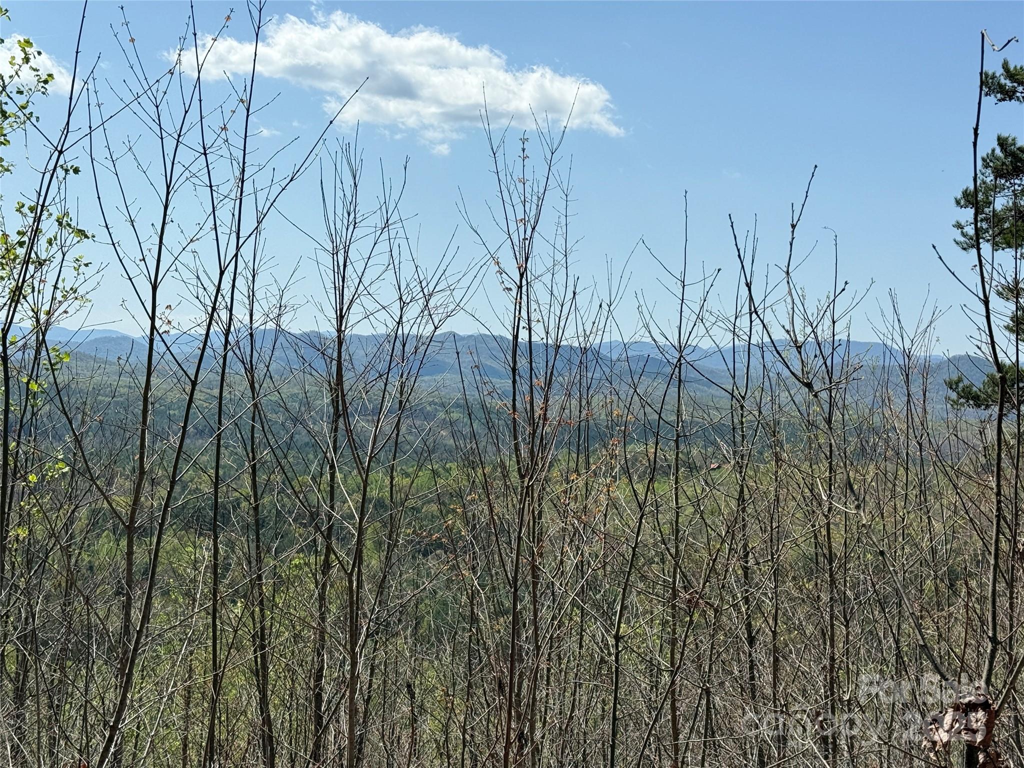 183 Woodgate Trail 103
