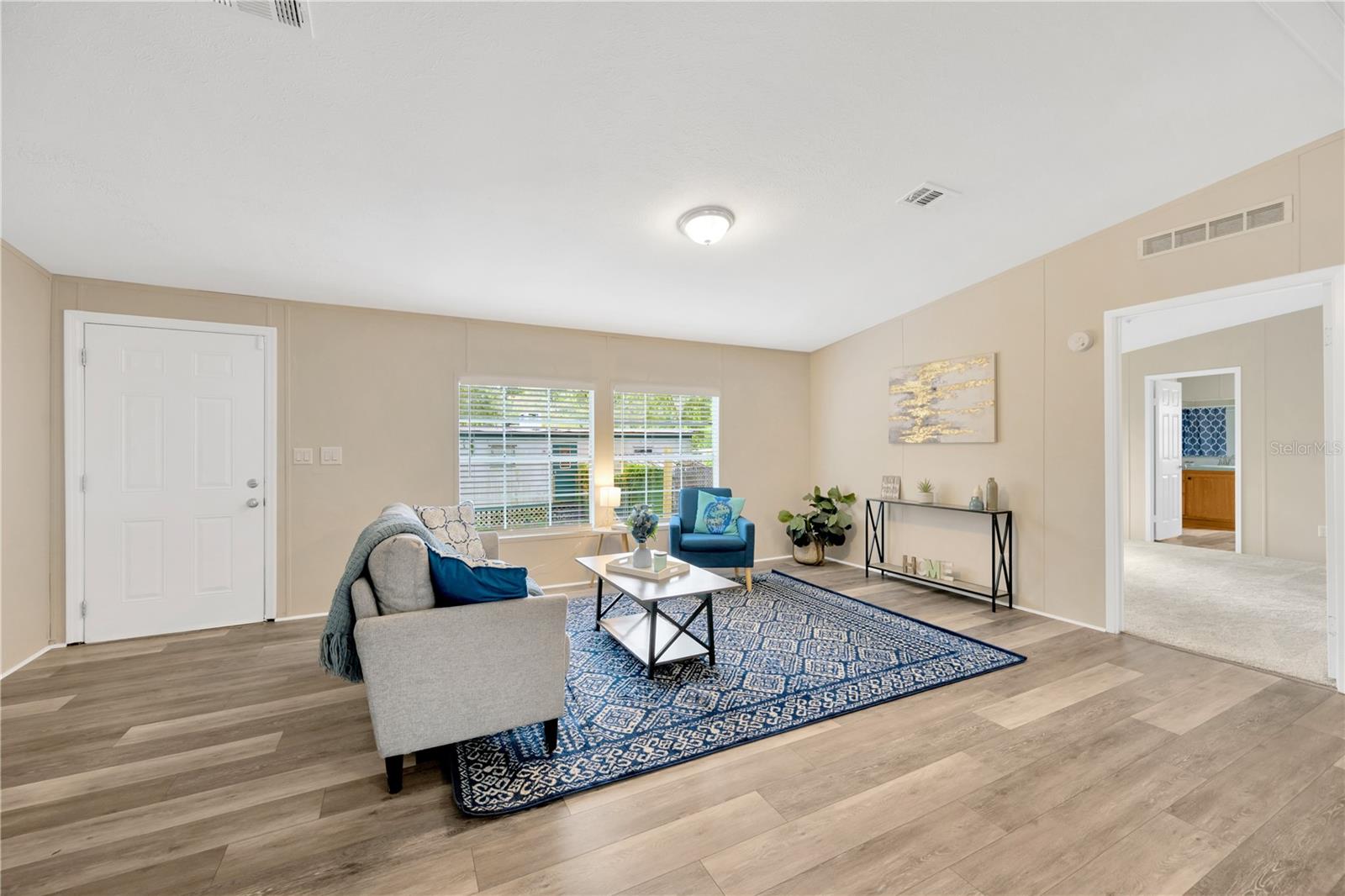 39242 Lizabeth Circle