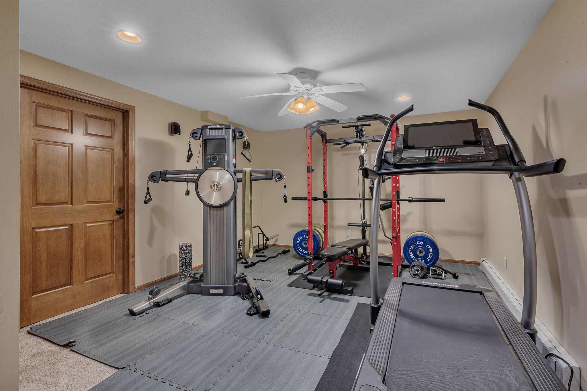 2021 Hillcrest Drive