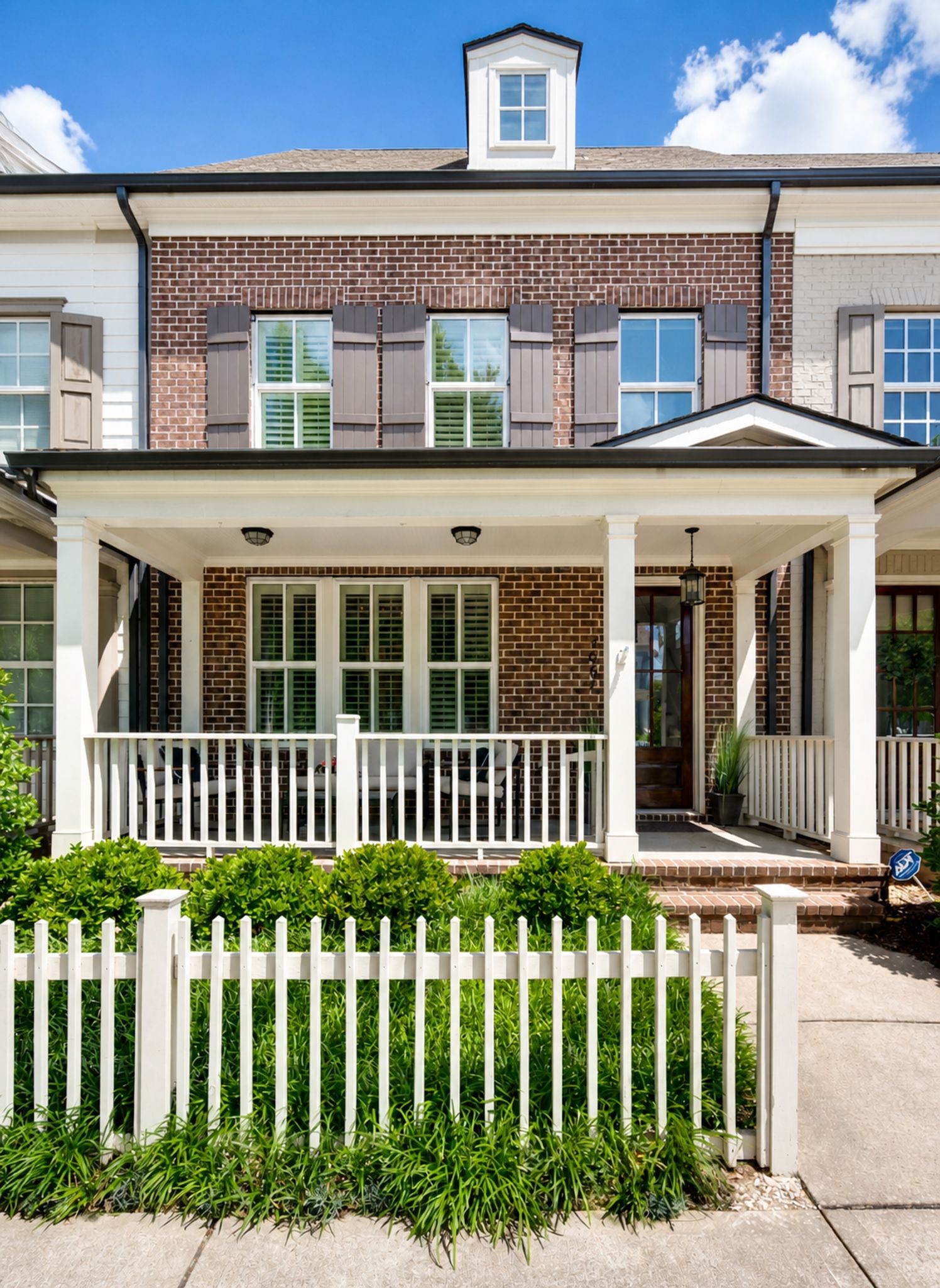 5067 Donovan St — sold